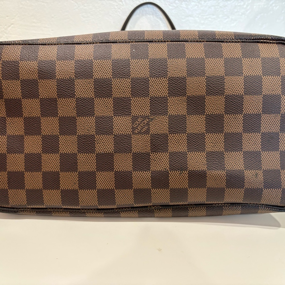Authentic Louis Vuitton - Picture 14 of 14